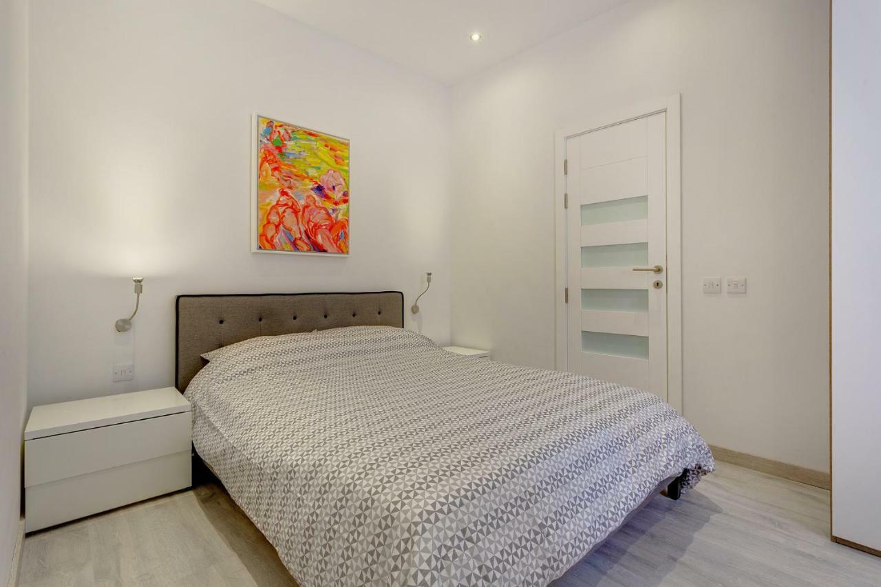 Cozy Apartment In An Amazing Location 斯利马 外观 照片